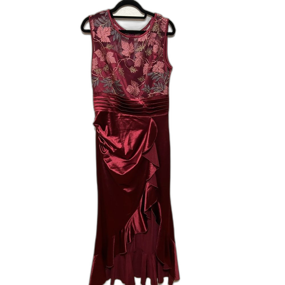 NWT VFSHOW Prom Formal Maxi Dress Ruched Ruffle High Split Evening Gown sz Large